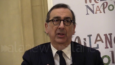 Scene from Sala: "Rimpatri pari a 1% dei 600mila promessi. Salvini, ti sei sbagliato?"