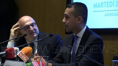 Scene from Alitalia, Di Maio: "Parta azione responsabilità verso chi l'ha ridotta così"