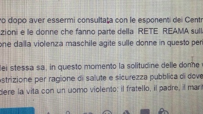 Scene from Coronavirus, allarme centri antiviolenza: "Donne maltrattate in casa a rischio"
