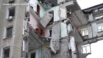 Scene from Ucraina, prima visita di Zelensky a Mykolaiv