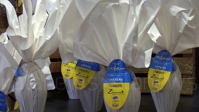 Scene from Pasqua, a Torino le uova che aiutano popolo ucraino: "50% ricavato per emergenza"