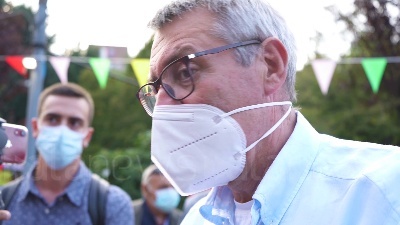 Scene from Vaccini, Landini: "Terza dose? Alcuni paesi non sono nemmeno alla prima"