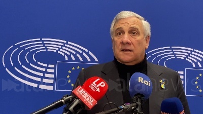 Scene from Ucraina, Tajani: "Rischio che guerra provochi danni all'economia"