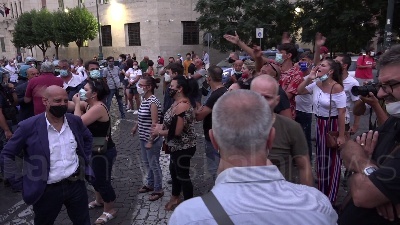 Scene from Salvini a Napoli, corteo lo contesta