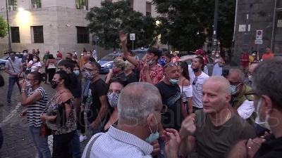 Scene from Salvini a Napoli, corteo lo contesta