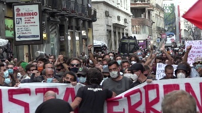 Scene from Salvini a Napoli, corteo lo contesta