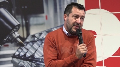 Scene from Morgan sindaco di Milano, Salvini: "Al massimo ci faccio una chiaccherata"