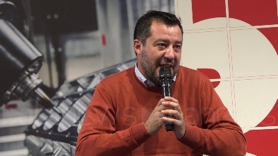 Scene from Morgan sindaco di Milano, Salvini: "Al massimo ci faccio una chiaccherata"
