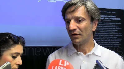 Scene from Elezioni Milano, Civita: "Lupi non è risposta per città"