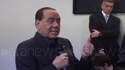 Scene from Prescrizione, Berlusconi: "Un uomo sotto processo è un uomo che soffre"