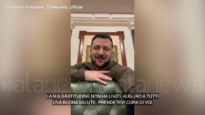 Scene from Zelensky ai soldati arrivati a Kharkiv: "Vi esprimo la gratitudine di tutti"