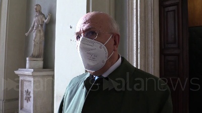 Scene from Fisco, Patuelli: "In Italia è problema competitività"
