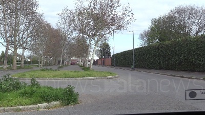 Scene from Coronavirus, centro sportivo Saini di Milano ricovero per senzatetto