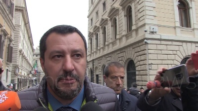 Scene from Salvini: "Via della seta? Condivido idea di andare calmi ma mi preoccupa più il derby"