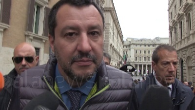 Scene from Salvini: "Via della seta? Condivido idea di andare calmi ma mi preoccupa più il derby"