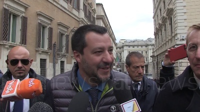 Scene from Salvini: "Via della seta? Condivido idea di andare calmi ma mi preoccupa più il derby"