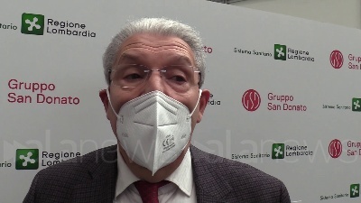 Scene from Milano, centri vaccinali momentaneamente vuoti per carenza di vaccini