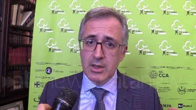 Scene from Sanzioni, economista russo Guriev: "Decisione storica, guerra più difficile per Putin"