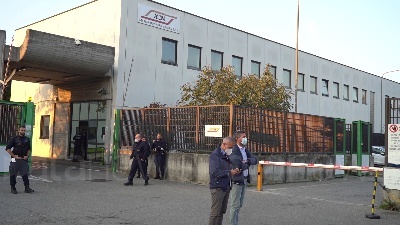 Scene from Milano, svastica con il simbolo Cgil nel deposito Atm. "Sciogliere partiti fascisti"