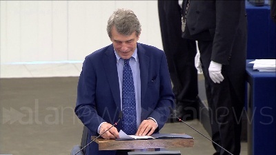 Scene from UE, Sassoli apre plenaria con solidarietà a popolo di Cipro
