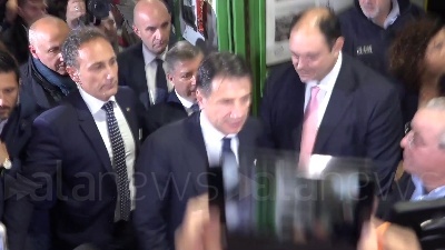 Scene from Conte: "Alla Ue domani dirò che se non sosteniamo la domanda andremo in recessione"