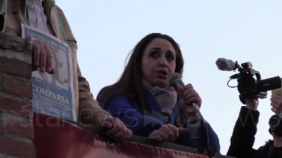 Scene from Caso Orlandi, sit-in per Emanuela a due passi da San Pietro
