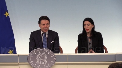 Scene from Conte: "Firmo stasera dpcm, ci saranno norme su scuole"