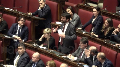 Scene from Martina attacca Di Maio: "Esca fuori dalla bolla e torni alla realtà"