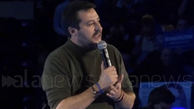 Scene from Elezioni Emilia Romagna, Salvini: "Per Corriere e Repubblica non esistiamo, ma va bene così"