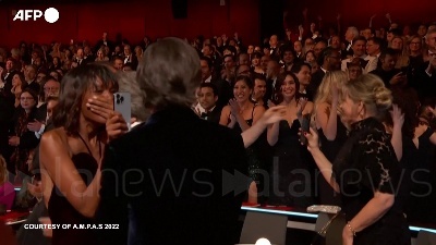 Scene from Oscar, "Coda" miglior film, Chastain e Smith migliori attori protagonisti