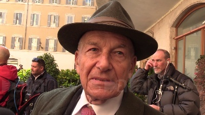 Scene from Sinistra, Bertinotti: "Necessaria rivoluzione culturale, ha abbandonato il suo popolo"