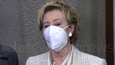 Scene from Vaccini, Moratti: "Costretti a scelte da sanità di guerra, allungare tempi tra le dosi"