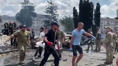 Scene from Ucraina, missili su un edificio a Vinnytsia: 12 vittime tra cui un bambino