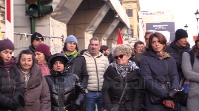 Scene from Ita - Alitalia, presidio lavoratori al Mef contro taglio Cigs e per trasparenza assunzioni