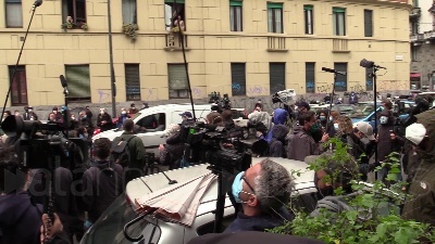 Scene from Siliva Romano è rientrata a casa a Milano: "Rispettate questo momento"