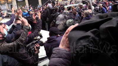 Scene from Siliva Romano è rientrata a casa a Milano: "Rispettate questo momento"