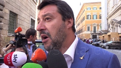 Scene from Salvini: "Proporzionale? Mi preoccupa solo il Milan. Da Regioni referendum"