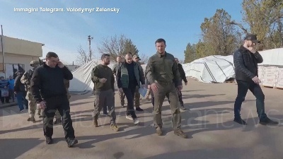 Scene from Ucraina, Zelensky visita la regione di Kherson in parte occupata dalla Russia