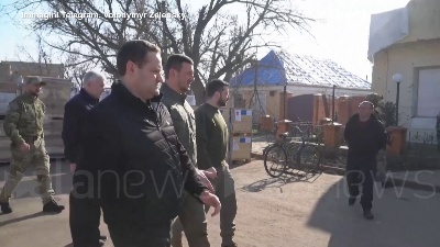 Scene from Ucraina, Zelensky visita la regione di Kherson in parte occupata dalla Russia