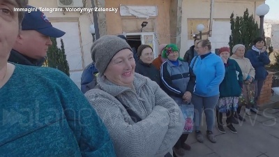 Scene from Ucraina, Zelensky visita la regione di Kherson in parte occupata dalla Russia