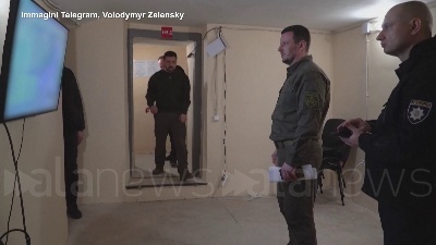 Scene from Ucraina, Zelensky visita la regione di Kherson in parte occupata dalla Russia