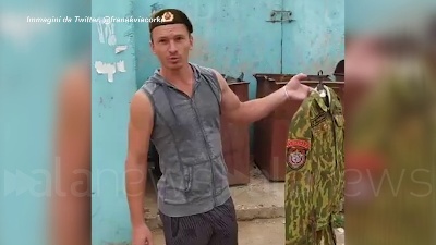 Scene from Bielorussia, i militari protestano sui social e si tolgono la divisa