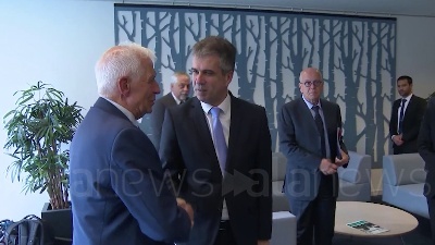 Scene from L'Alto rappresentante Borrell riceve il Ministro degli Esteri d'Israele