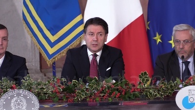 Scene from Conte: "Corsi cento metri, orgoglioso nostri risultati"