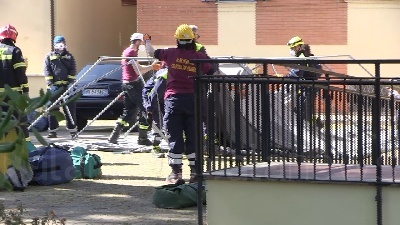 Scene from Si aggrava la situazione alla casa di riposto Giovanni XXIII interviene la Protezione civile