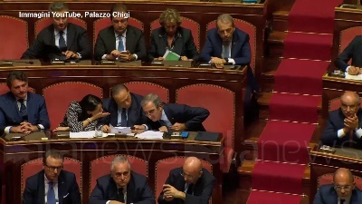 Scene from Governo, Meloni: "Sul Covid prese misure senza basi, la scienza non è religione"