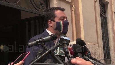 Scene from Riforma Fisco, Salvini: "Lega punta su semplificazione e taglio tasse. Obiettivo è flat tax"