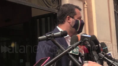 Scene from Riforma Fisco, Salvini: "Lega punta su semplificazione e taglio tasse. Obiettivo è flat tax"