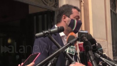 Scene from Riforma Fisco, Salvini: "Lega punta su semplificazione e taglio tasse. Obiettivo è flat tax"