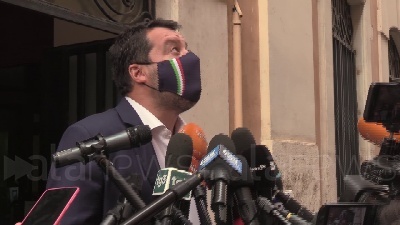 Scene from Riforma Fisco, Salvini: "Lega punta su semplificazione e taglio tasse. Obiettivo è flat tax"